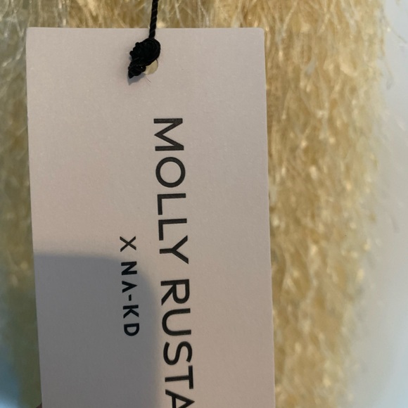 NA-KD *SOLD OUT* Yellow Deep Back Structure Maxi Dress - Picture 6 of 9